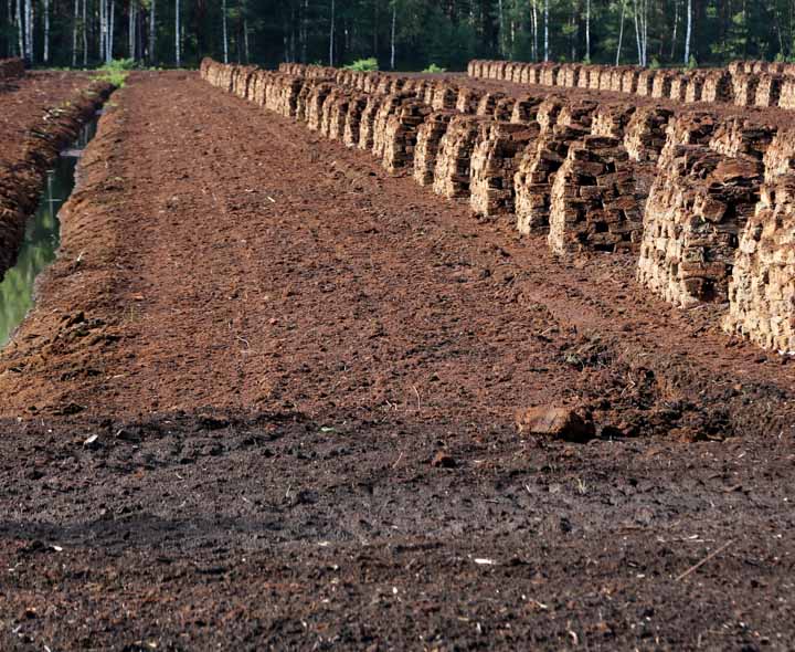 peat-extraction-Open-pit-mining